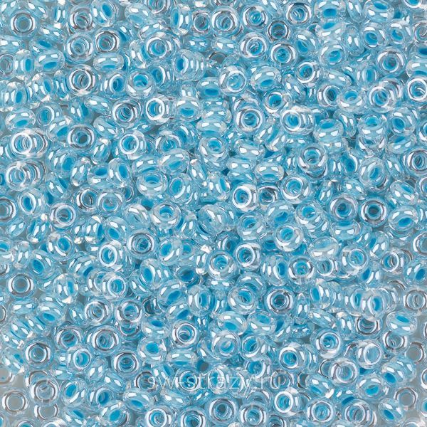 Demi Round 11/0 #1079 Окрашенный изнутри хрусталь\голубой