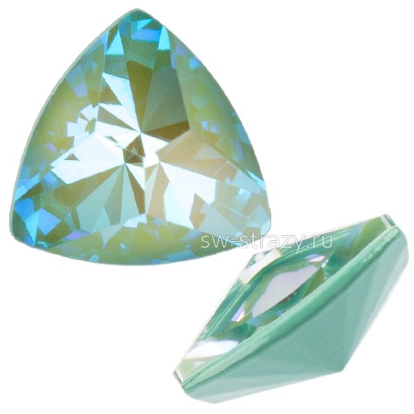 Кристаллы 4799 9.2x9,4 mm Crystal Silky Sage Delite